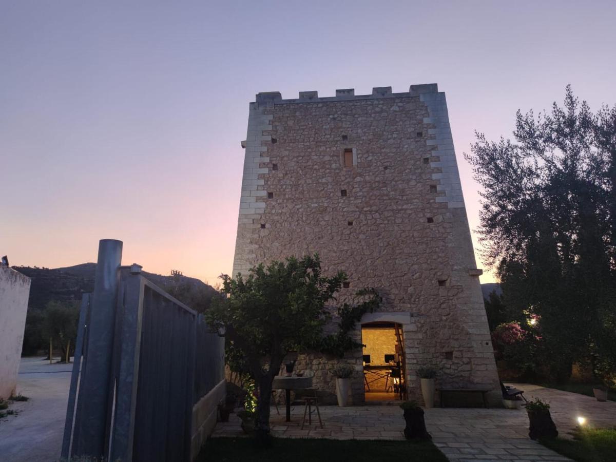 Hotel Torre Santamaria Resort Mattinata Eksteriør bilde