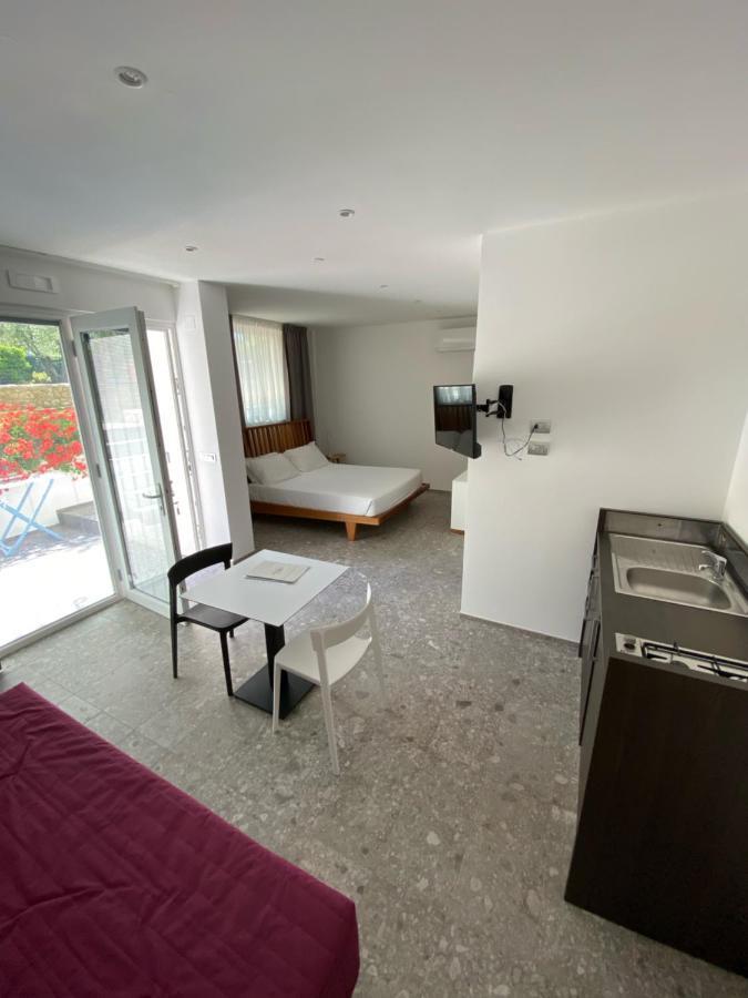 Hotel Torre Santamaria Resort Mattinata Eksteriør bilde