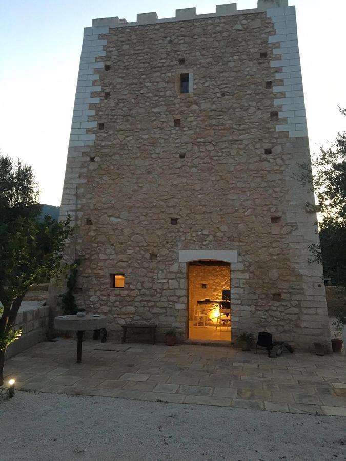 Hotel Torre Santamaria Resort Mattinata Eksteriør bilde